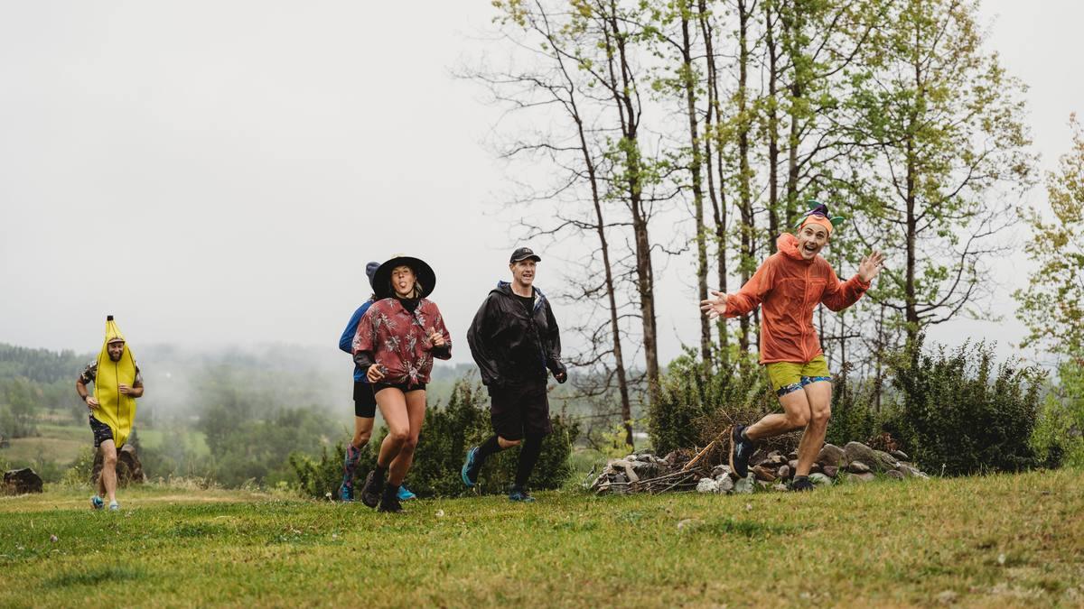 Runners in costume on course