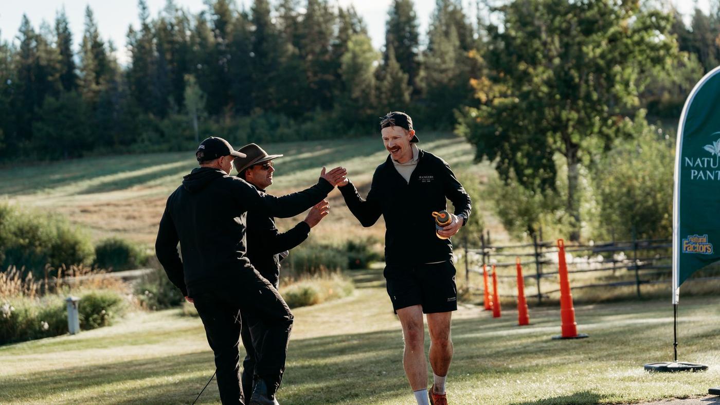 High fives on course